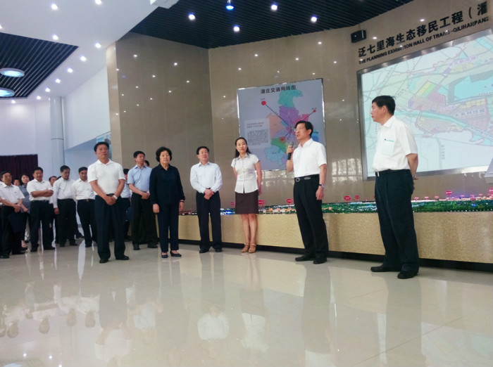 委員孫春蘭、市長(zhǎng)黃興國(guó)一行考察我公司承建的規(guī)劃館